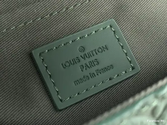 First bags ru S-Cape Messenger-28*16*10cm LOUIS VUITTON 0704